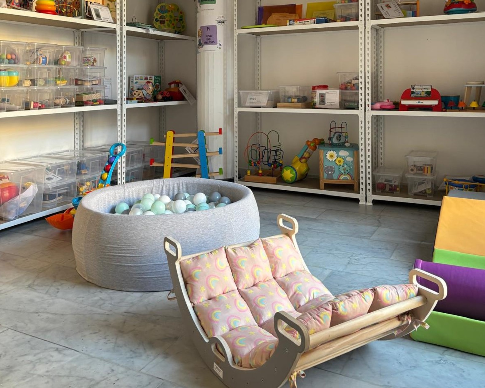Kleinkindraum Spielzeugbibliothek
